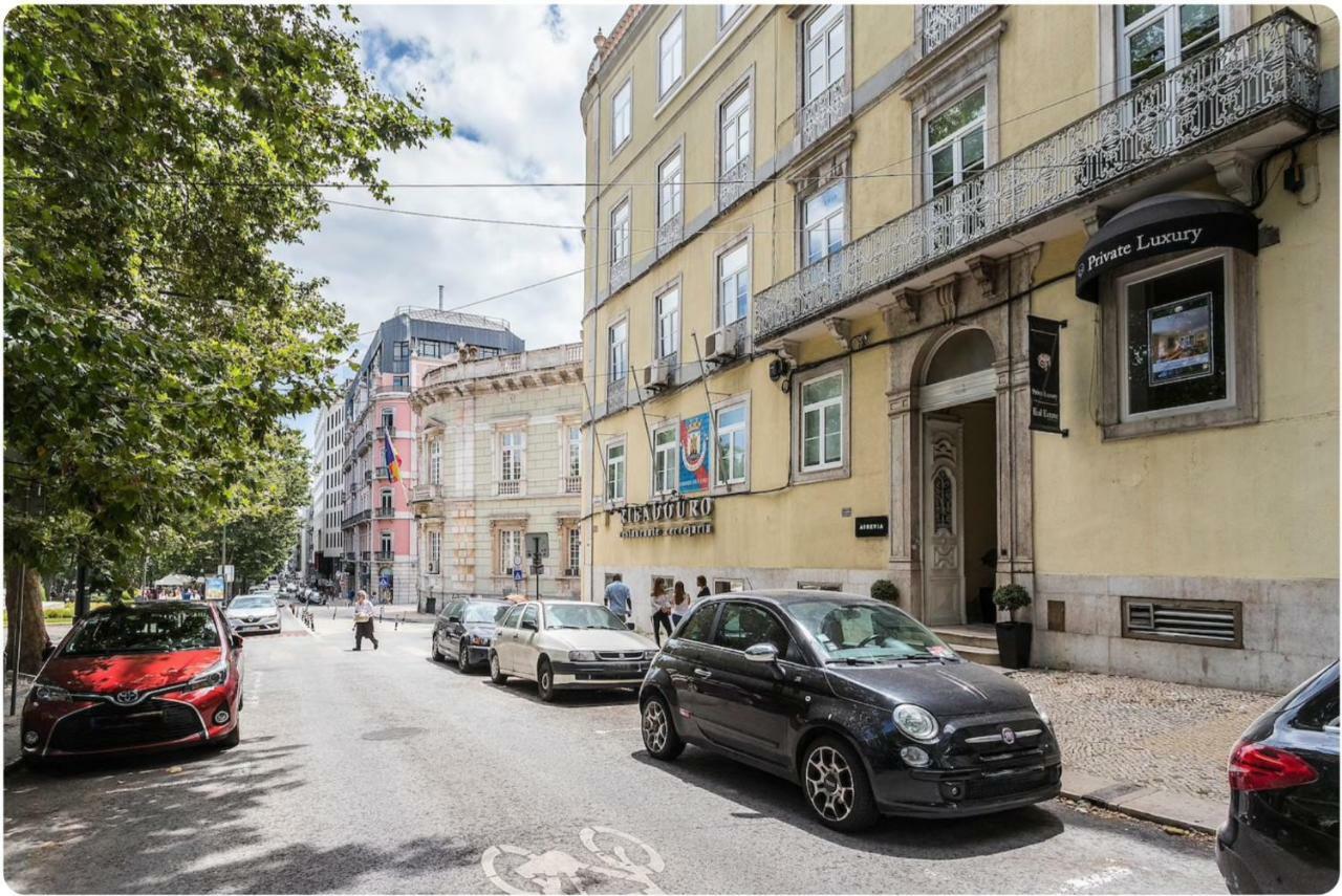 Charming Central Sunny Penthouse Lisbona Esterno foto