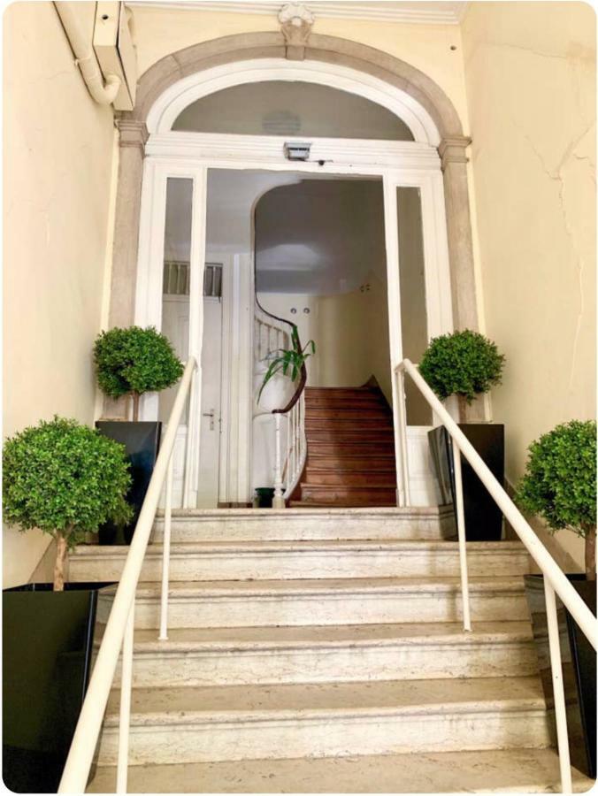 Charming Central Sunny Penthouse Lisbona Esterno foto